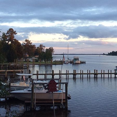 Bath Harbor Marina And Motel 外观 照片