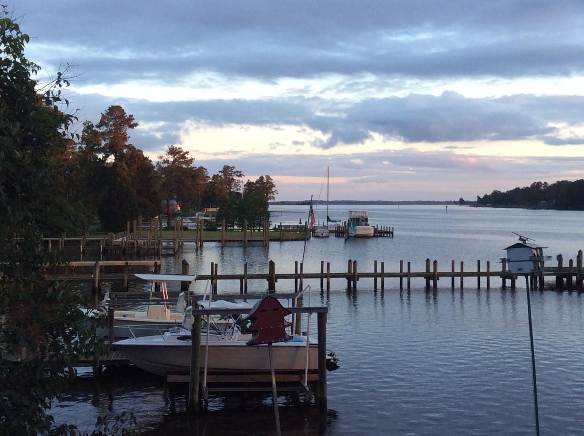Bath Harbor Marina And Motel 外观 照片